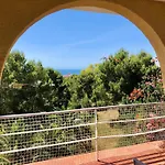 Villa Los Arcos
