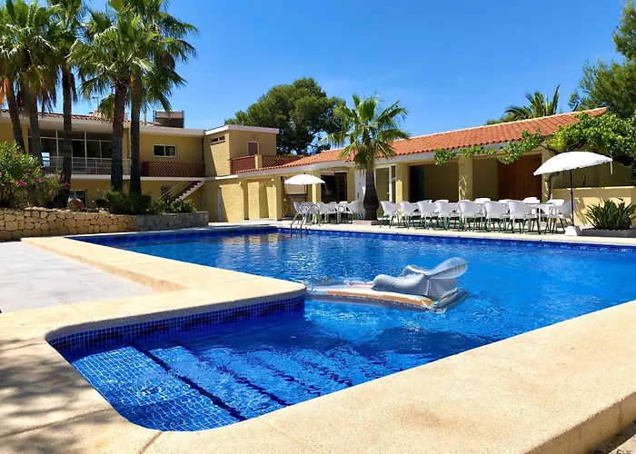Villa Los Arcos